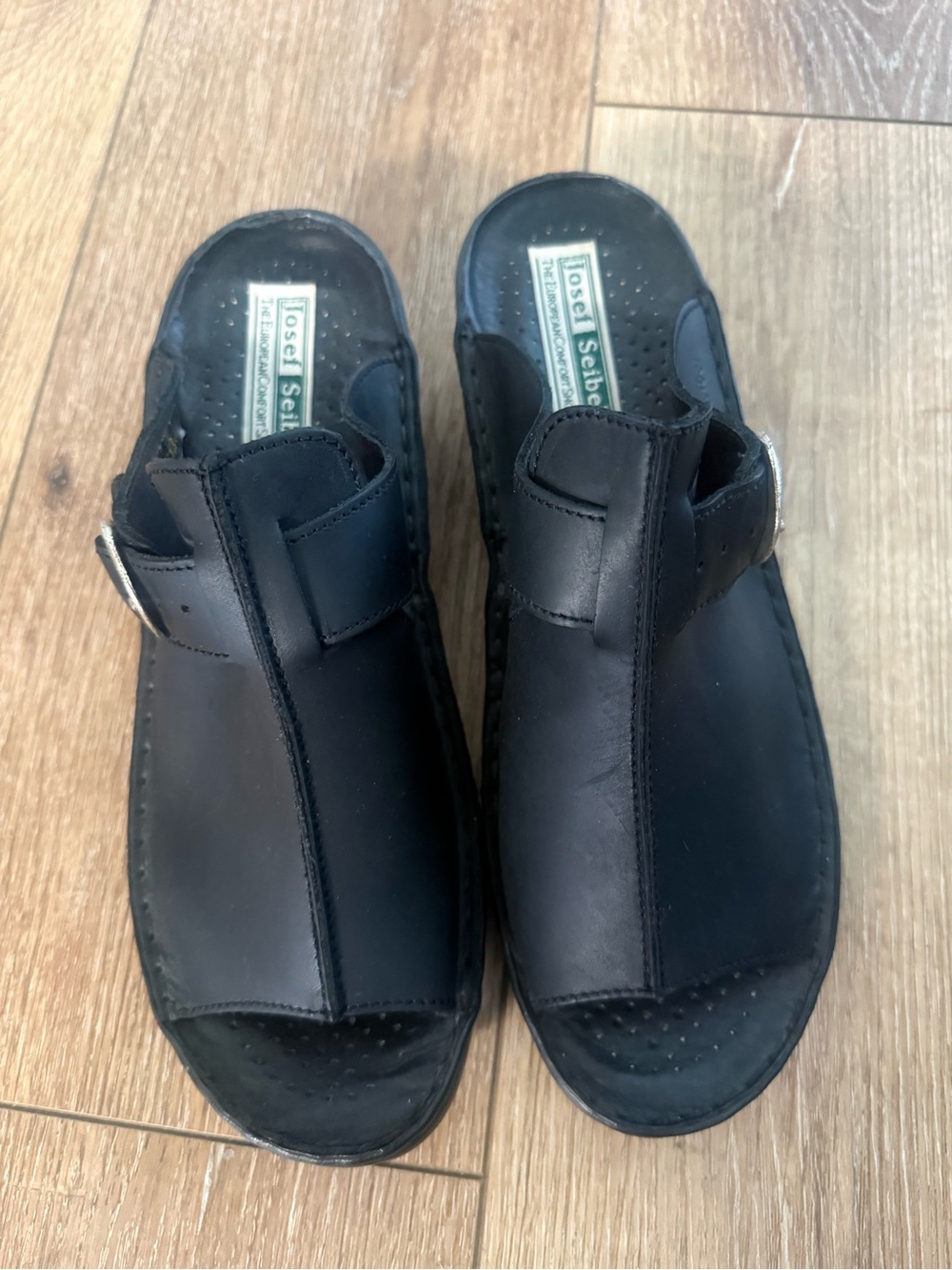 Josef Seibel black leather open-toe slide sandals size 41